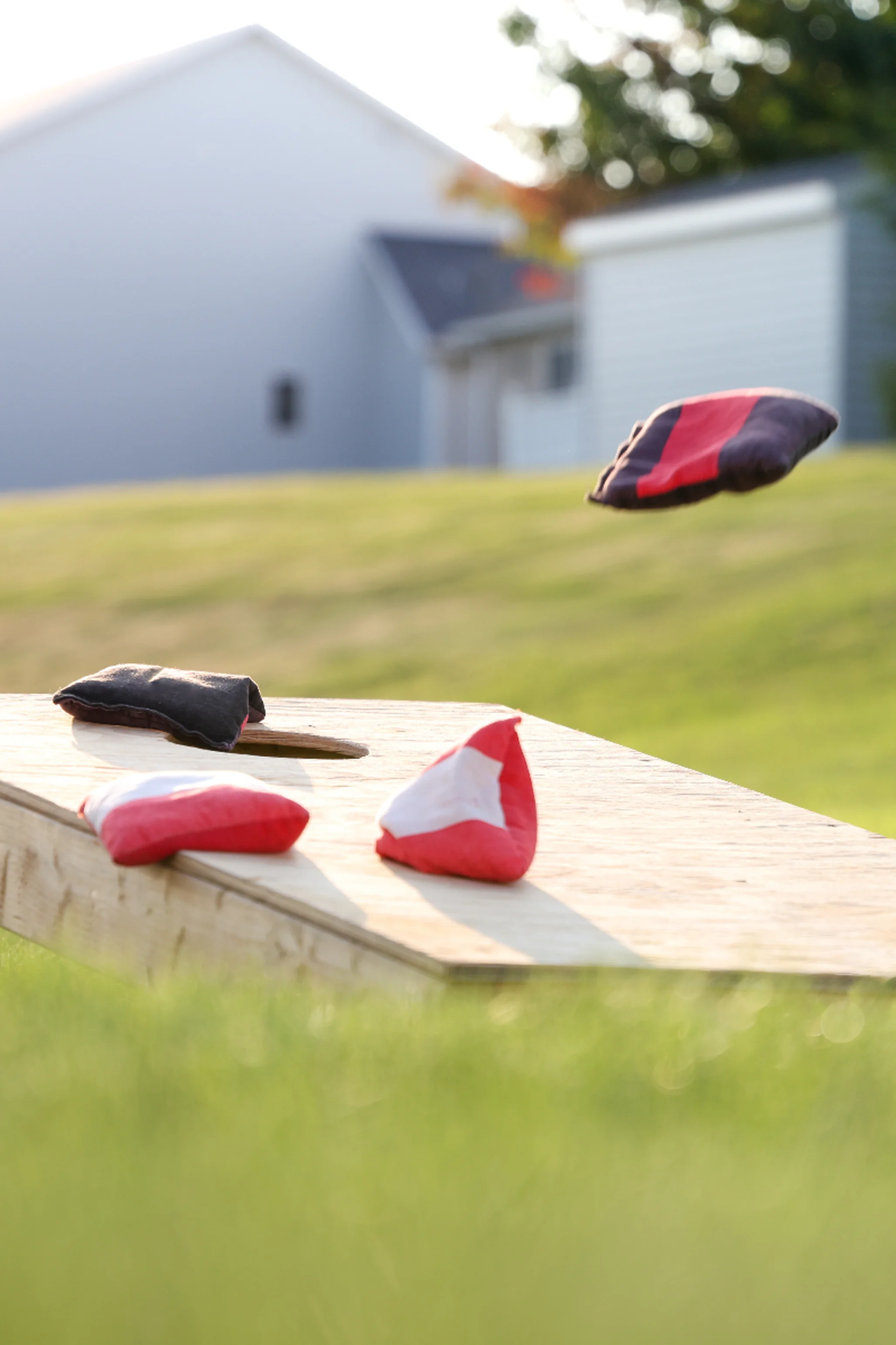 Photographie d'un corn hole