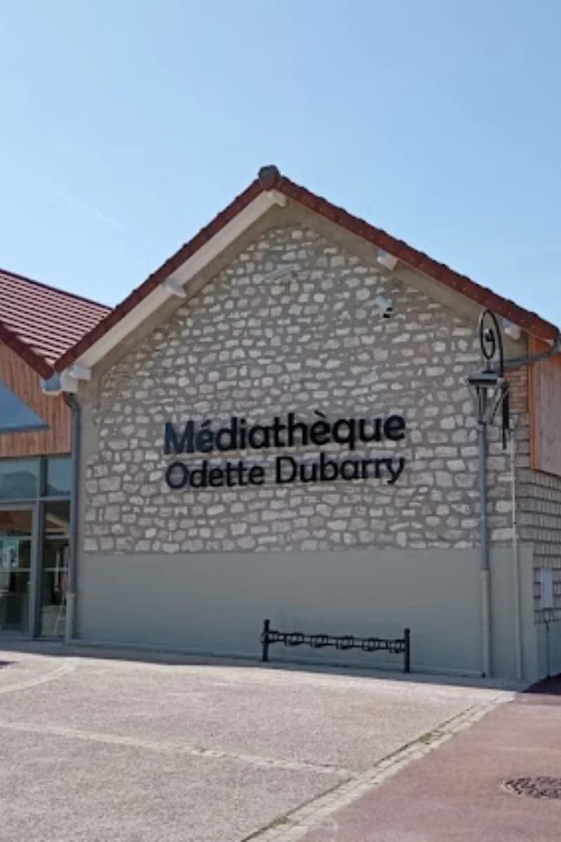 Photographie de la médiathèque