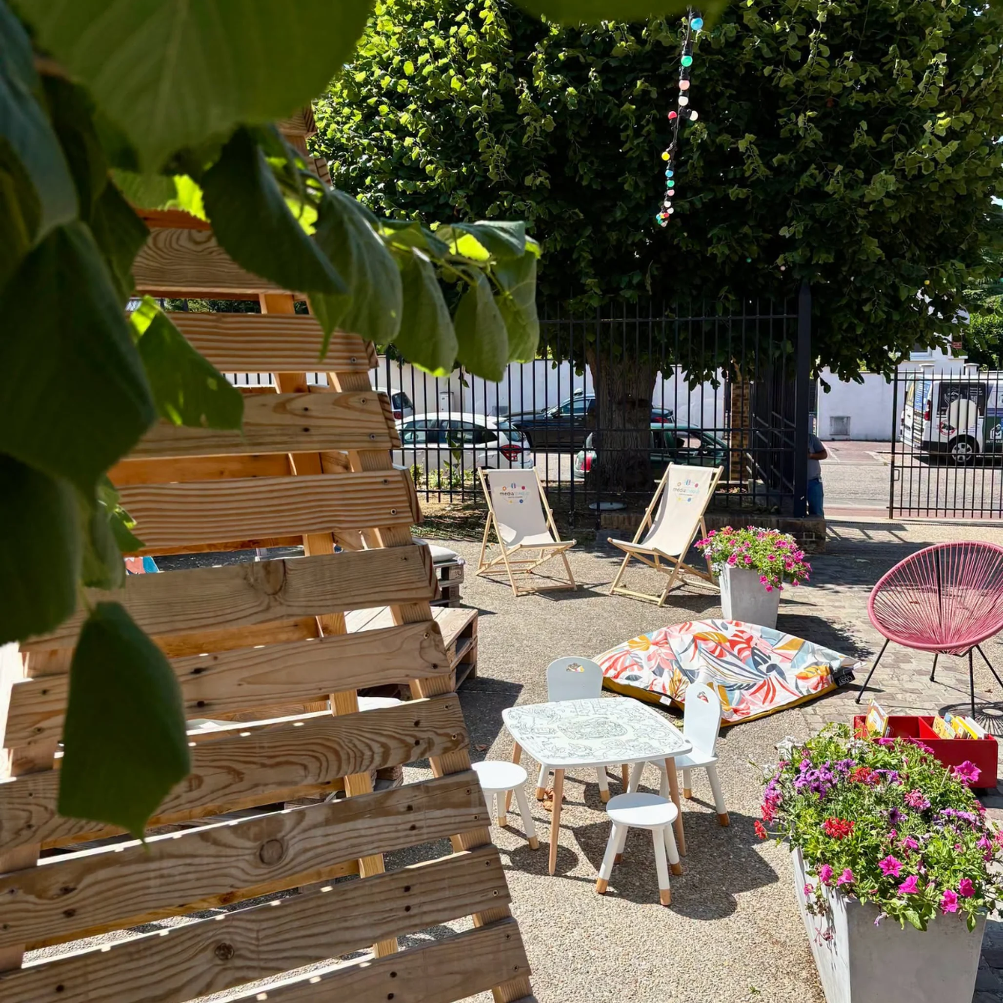 Terrasse de la médiathèque