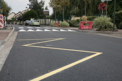 L’entreprise S2M a été chargée de la signalisation horizontale Route de Mantes