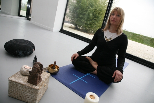 Florence Aubert dispense des cours d’antar yoga traditionnel chaque mercredi.