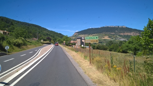 Nous sommes proches de l’arrivée a Meyrueis… Il fait très beau !